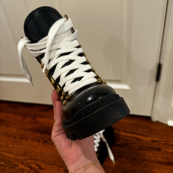 GUCCI GG LEATHER CANVAS ANKLE BOOTS BLACK W/ RED, WHITE, AND BLUE BUCKLE - Picture 10 of 16